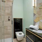 Apartment The Heart Of Old Town By Renters Prestige