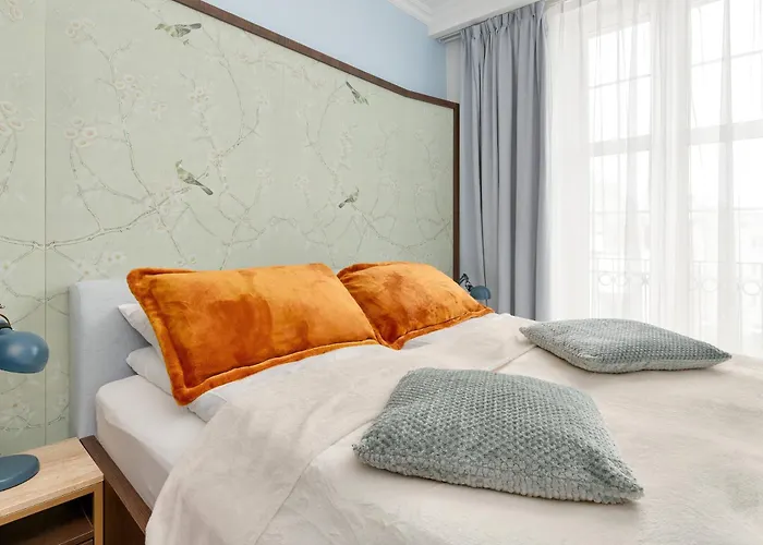 The Heart Of Old Town By Renters Prestige