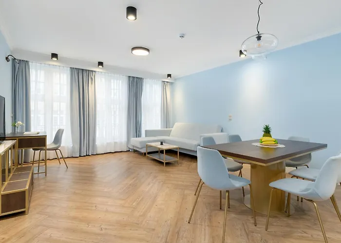 The Heart Of Old Town By Renters Prestige * Danzig