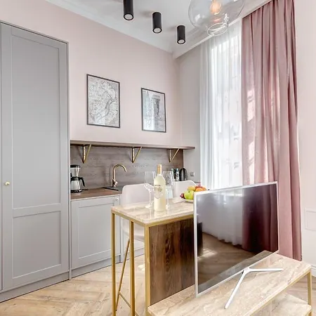 Eleganckie Apartamenty Sowa Stare Miasto By Renters Prestige Apartment *